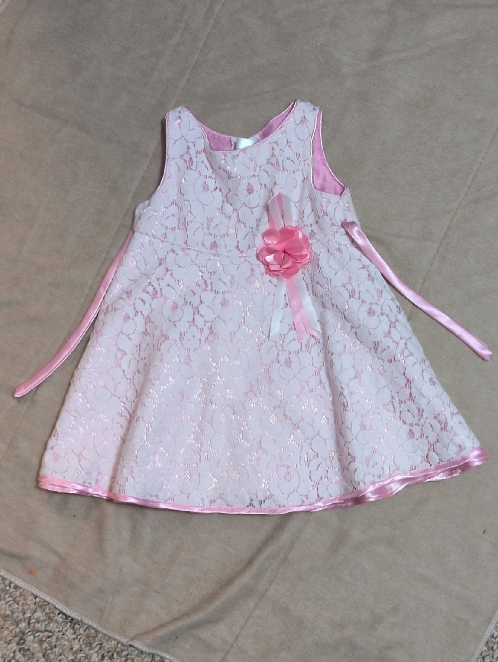 Youngland Pink and White Lace Flower Formal Dress